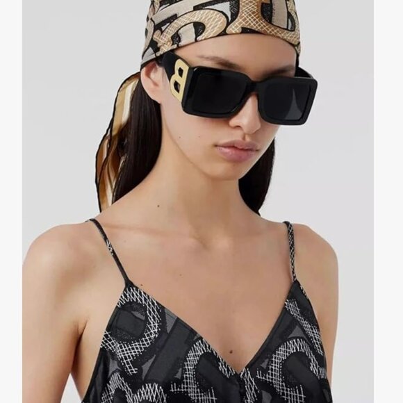 Accessories - 🎉Back in Stock!! Trendy 2024 Oversized Square Sunglasses